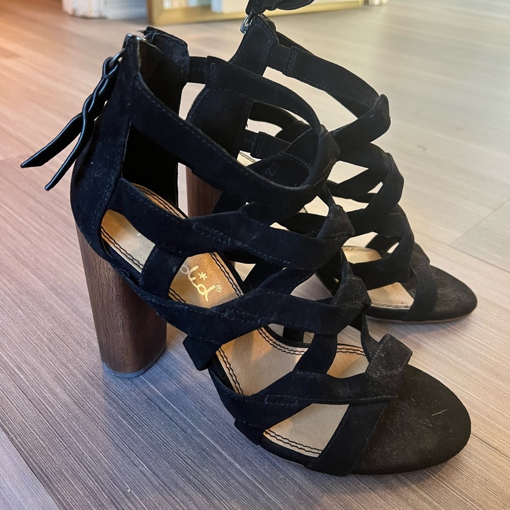 NWOB Splendid Strappy Block Heel